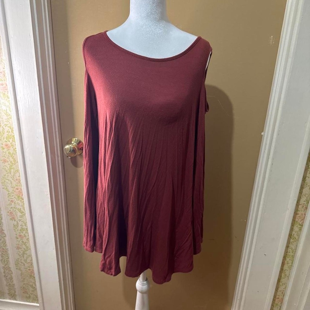 Hailey & Co Cold Shoulder Tunic Womens Medium Burgundy Good Rayon Spandex 1310